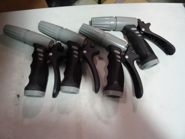 NEW Qty 4 Multi Spray garden Hose Sprayers