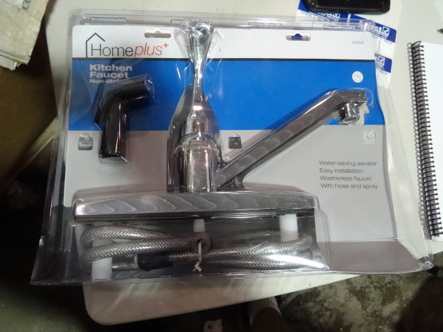 NEW Chrome Kitchen Sink Faucet