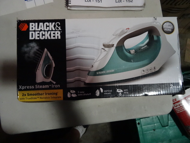 NEW Black and Decker Express Steam Iron