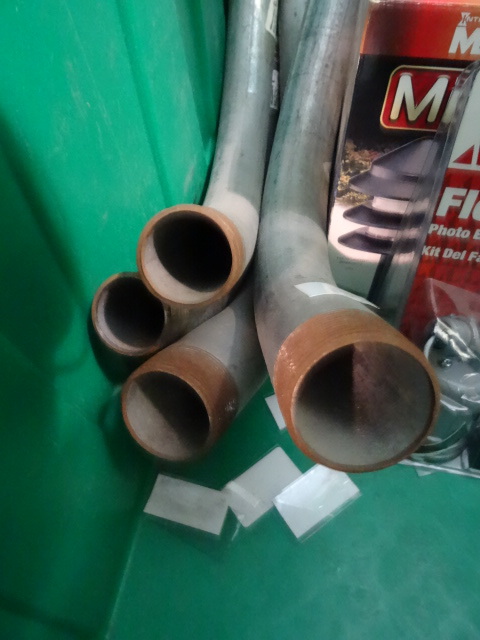 NEW Qty 4 Steel Conduit Elbows 2 x 1.25 in and 2 x 1.5 in