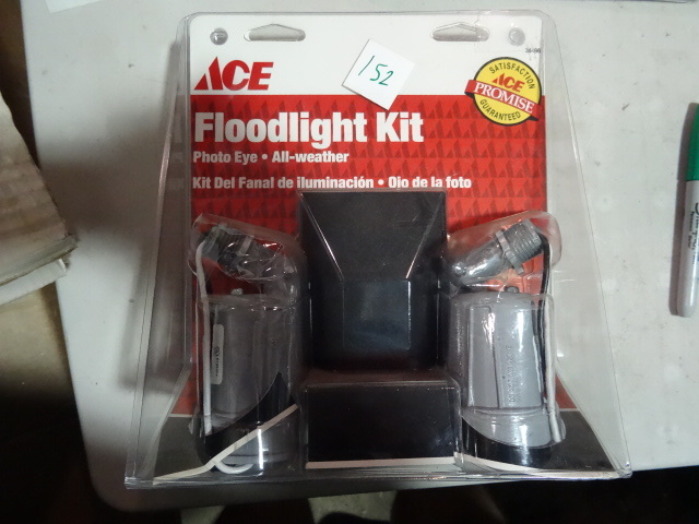 NEW ACE Photosensing Floodlight Kit