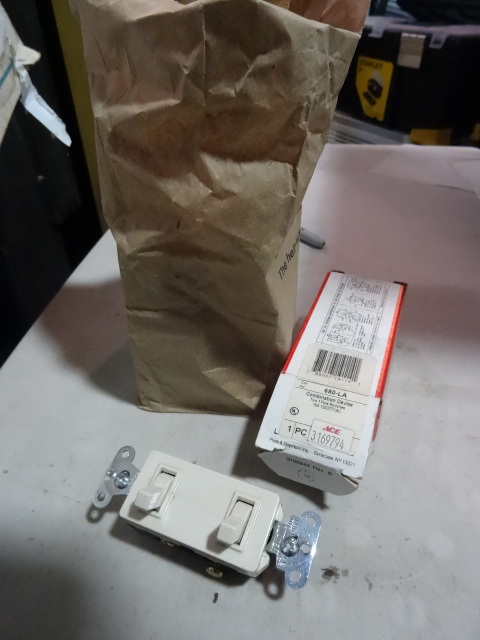 NEW Qty 4 Double Switch Electrical Fixture