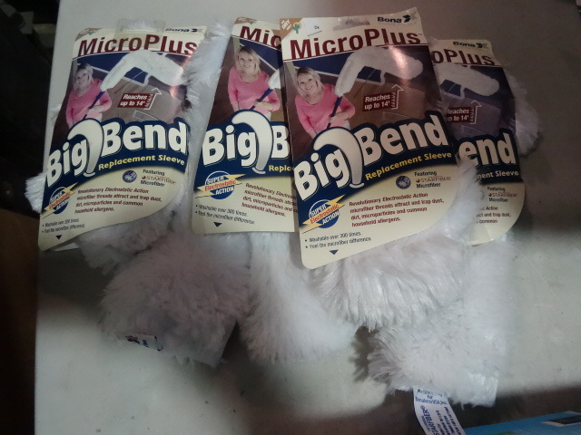 NEW Qty 4 Microfiber Dusters