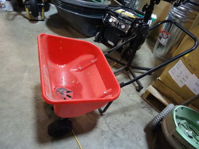 Fertilizer Spreader