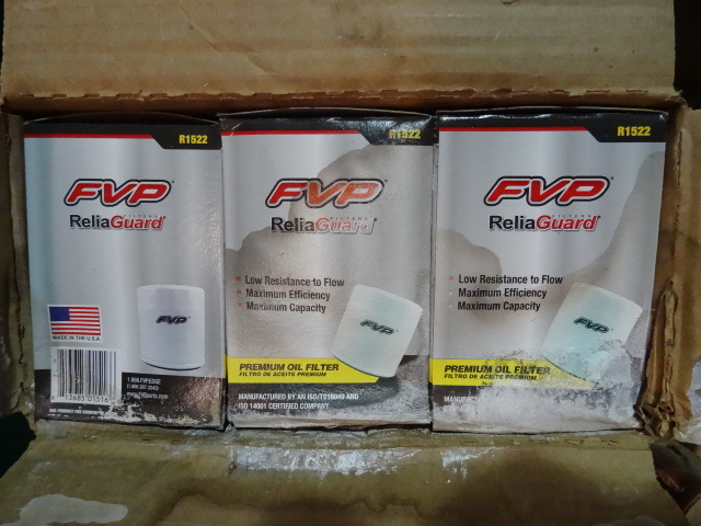 NEW Qty 12 FVP Oil Filters R1522