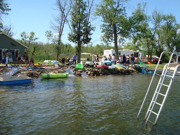 Resort Pictures Only - Do Not Bid on this Lot