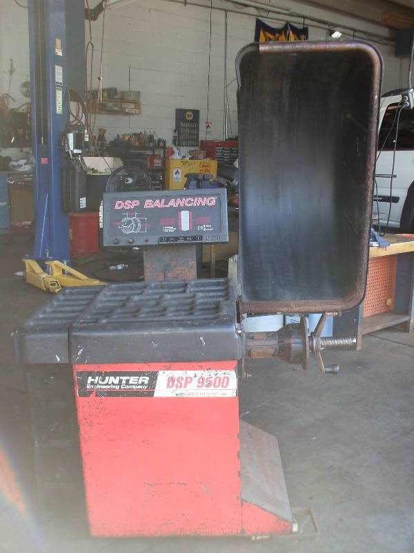 Tire Balancing Machine for Parts