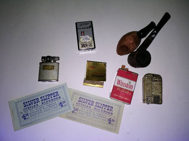 Vintage Smoking Lot