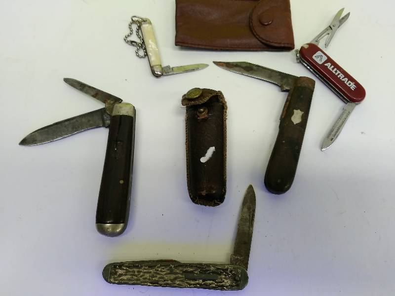 Pocket Knife Lot