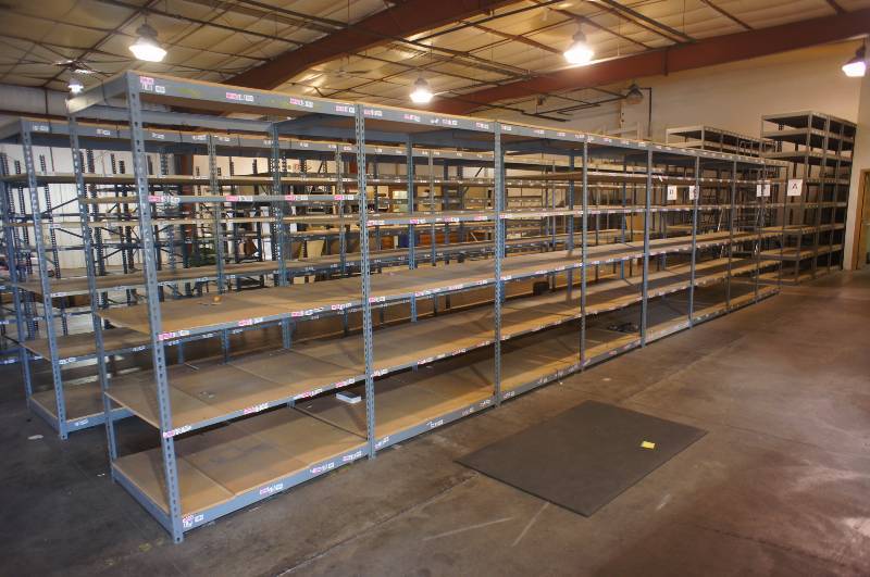 Warehouse Racking - 32 Length - 7 Uprights