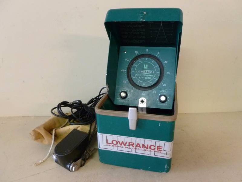 lot 53 image: Vintage Fish Locator