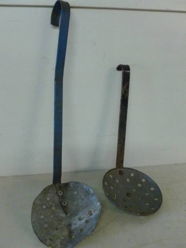 lot 63 image: Fishing Items