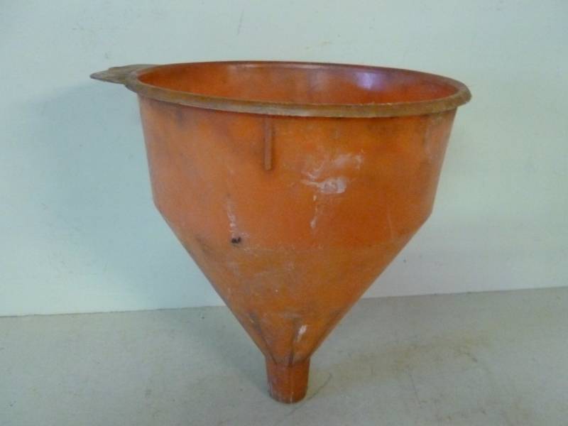 lot 87 image: Funnel