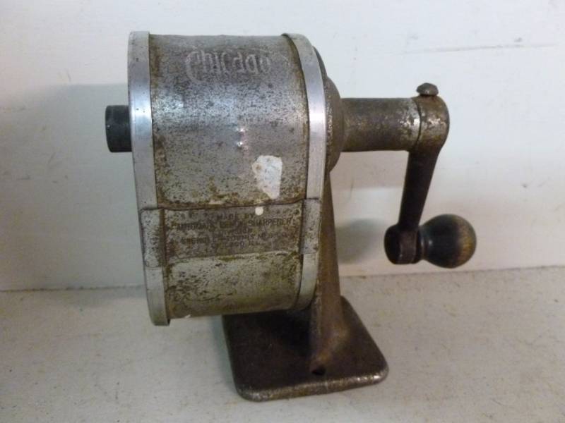 lot 121 image: Vintage Pencil Sharpener
