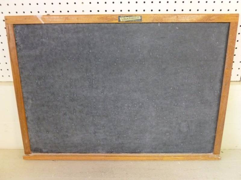 lot 138 image: Vintage Chalk Board
