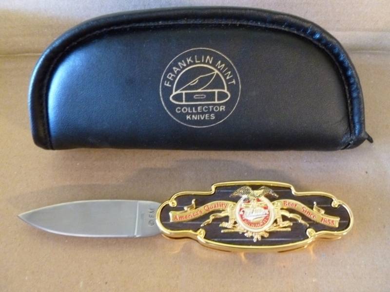lot 149 image: Collector Knife