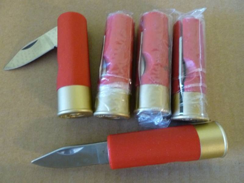 lot 153 image: Pocket Knives