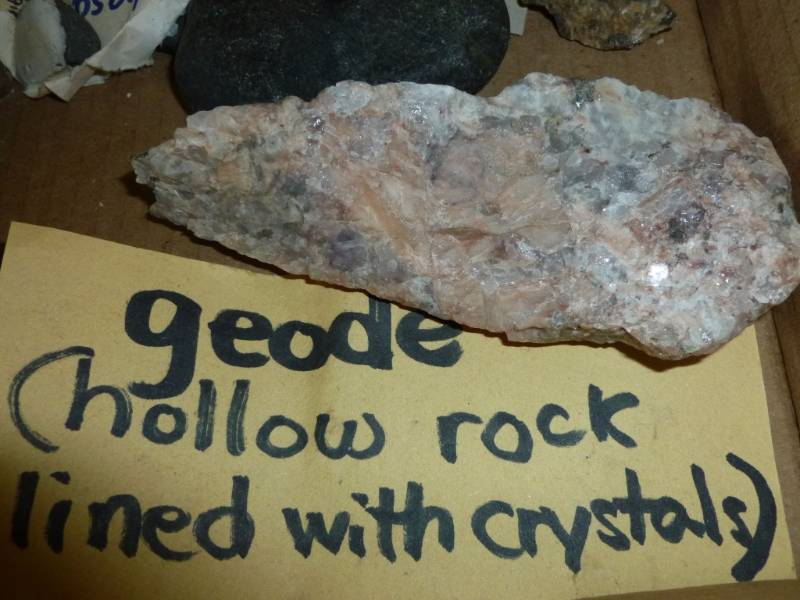 lot 172 image: Collector Rocks