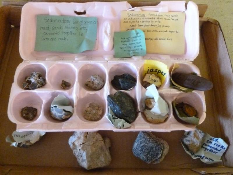 lot 173 image: Collector Rocks