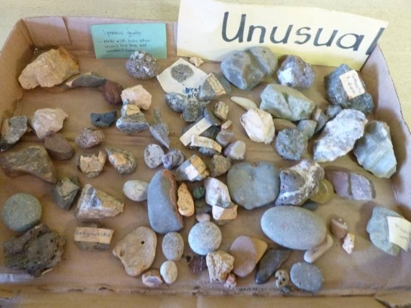 lot 179 image: Collector Rocks
