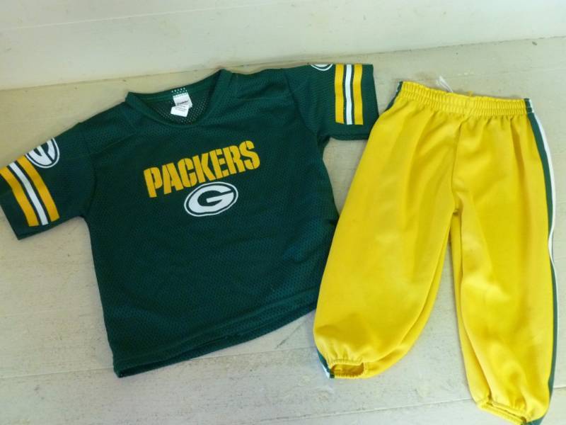 lot 200 image: Green Bay Packers Clothes