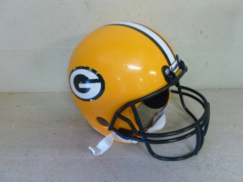 lot 203 image: Green Bay Packers Helmet