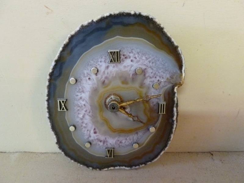 lot 232 image: Polished Rock Clock