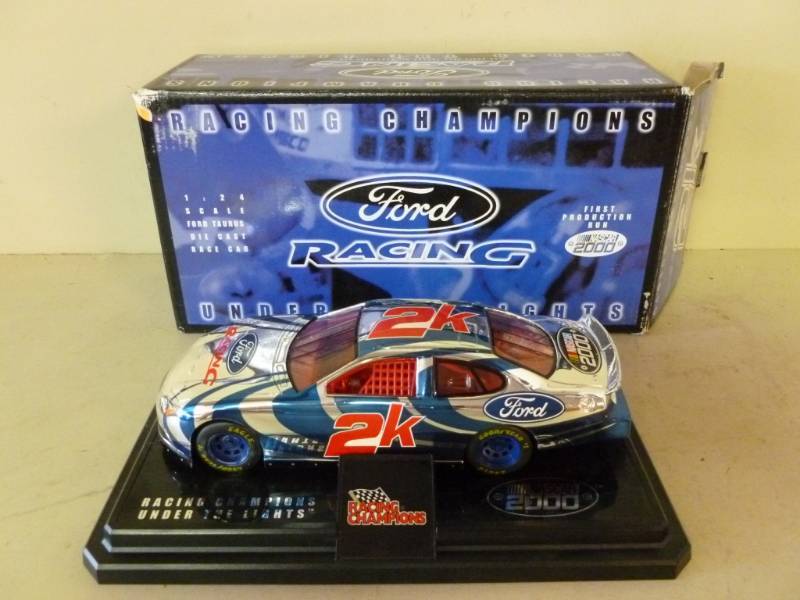 lot 246 image: Die Cast Metal Car