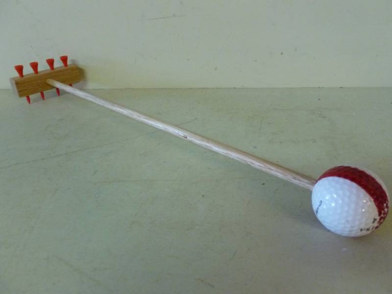 lot 252 image: Back Scratchier