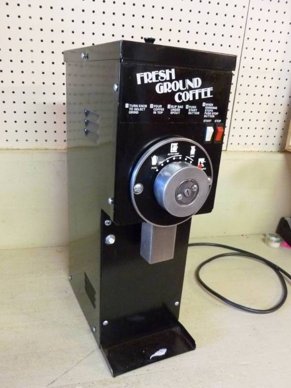 lot 301 image: Commercial Coffee Grinder