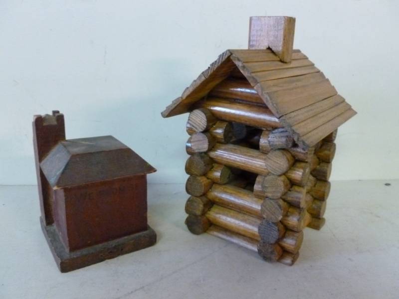 lot 308 image: Decorative