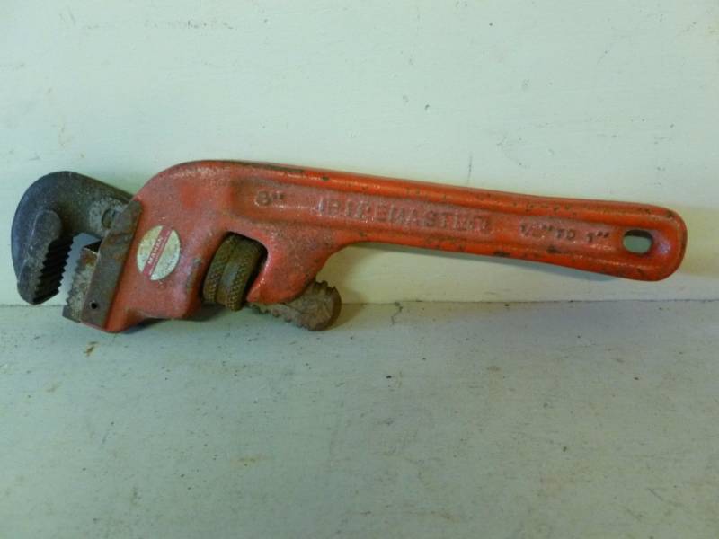 lot 324 image: Pipe Wrench