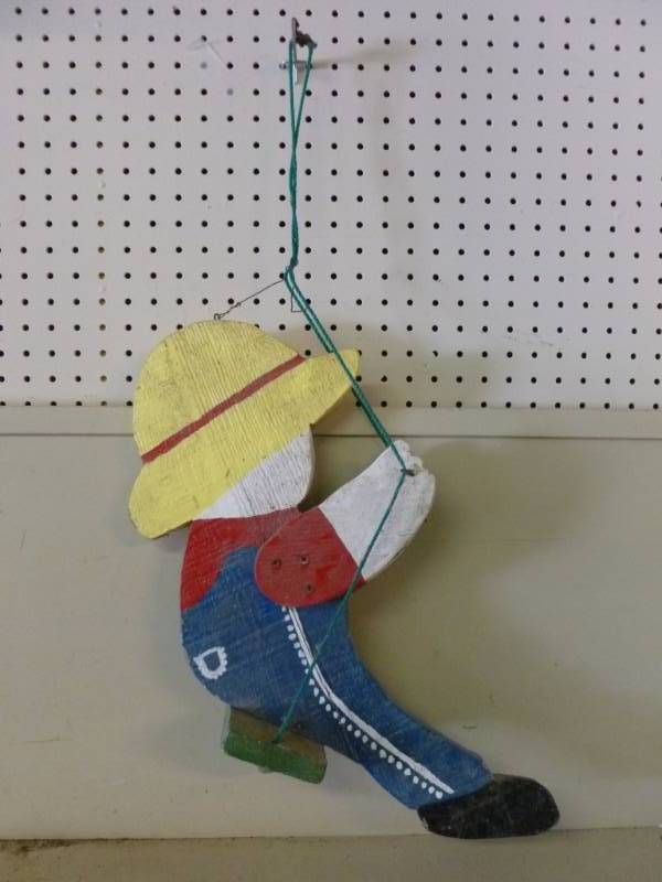 lot 362 image: Yard Decoration