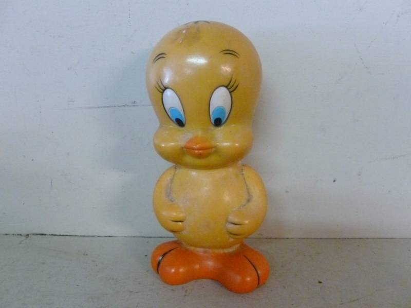 lot 368 image: Vintage Coin Bank