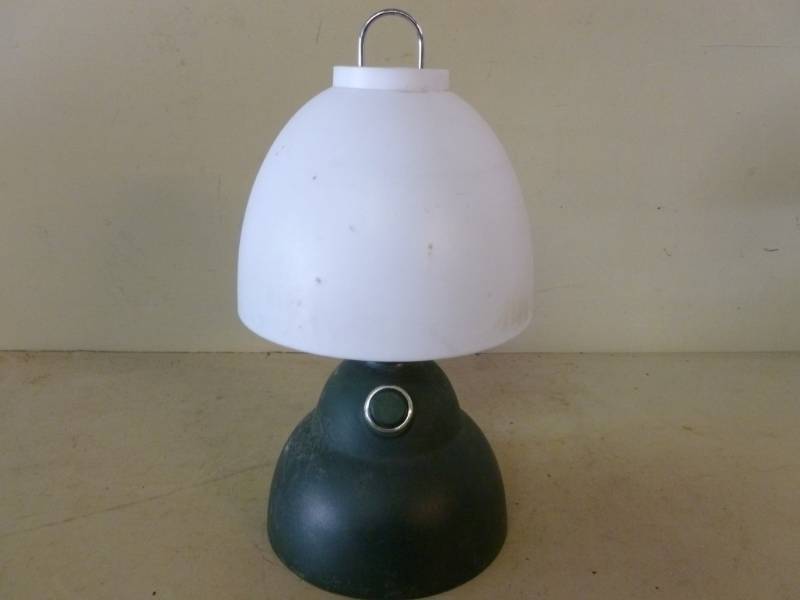 lot 392 image: Lamp