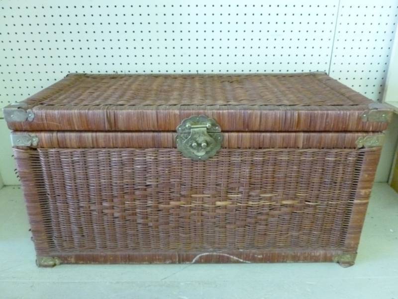 lot 395 image: Wicker Storage Trunk