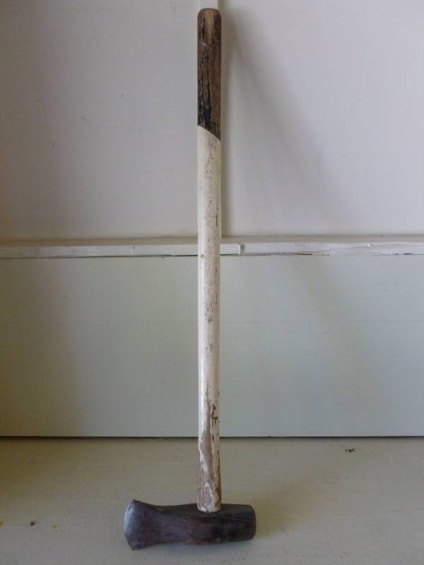 lot 406 image: Splitting Maul