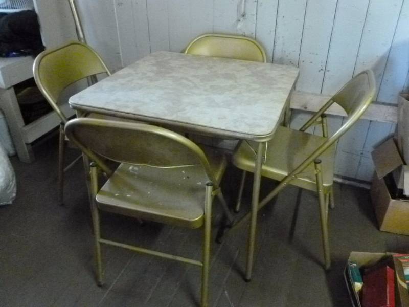 lot 413 image: Card Table Set