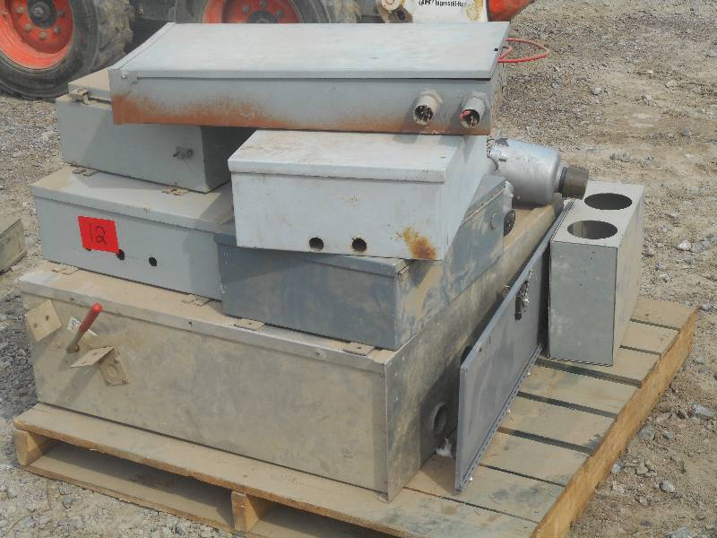 lot 12 image: Pallet Lot Of (7) Commercial Electr...