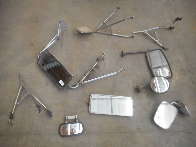 lot 37 image: Lot Of Assorted Automotive Mirrors ...