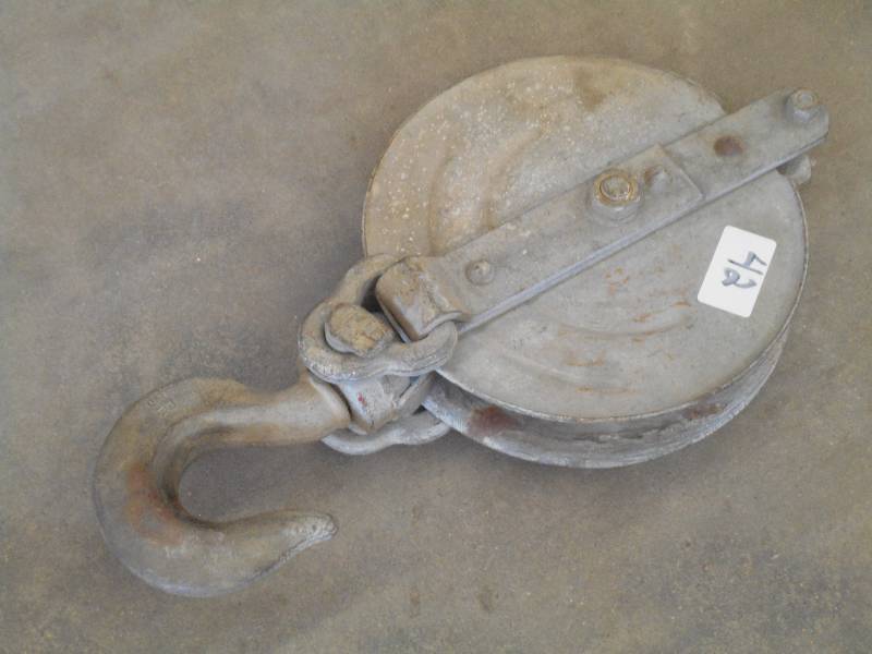 lot 42 image: Bell System B Industrial Hook & P...