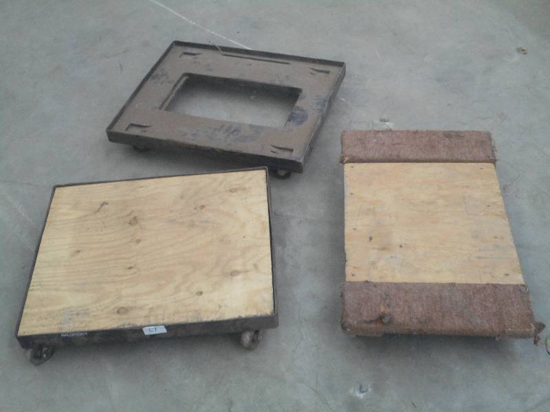 lot 67 image: Lot Of (3) Floor Dollies ...