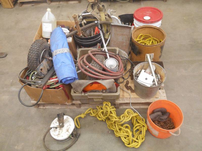 lot 78 image: Pallet Lot Of Assorted Chains, Rop...