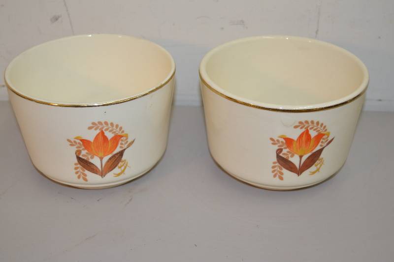 Harker Bakerite Dishes