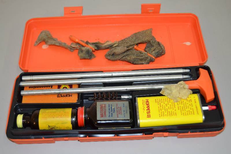 Gun cleaning kit