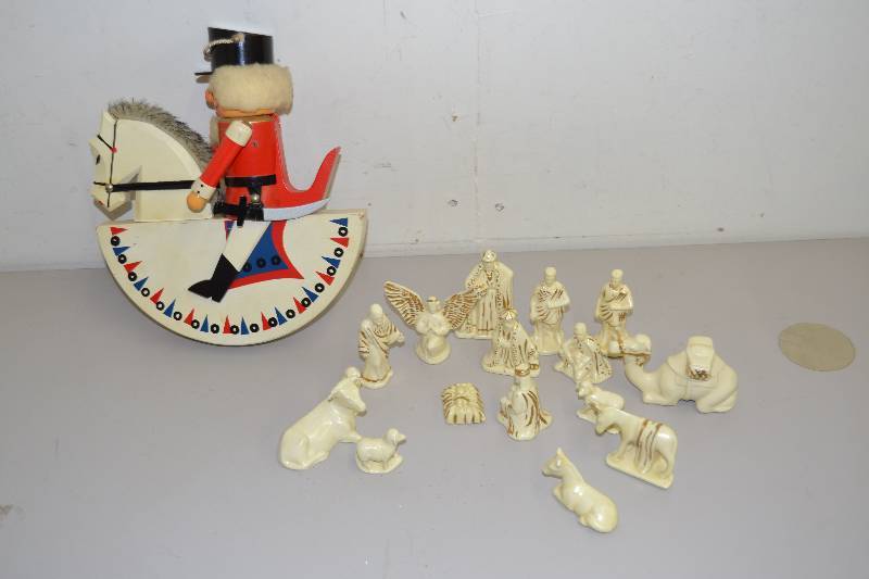 Nativity Set  Nutcracker