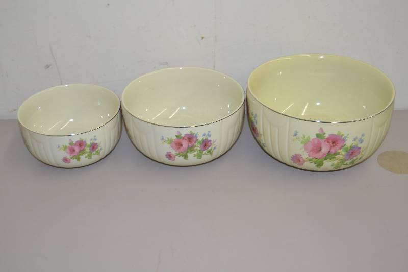 Halls Kitchenware