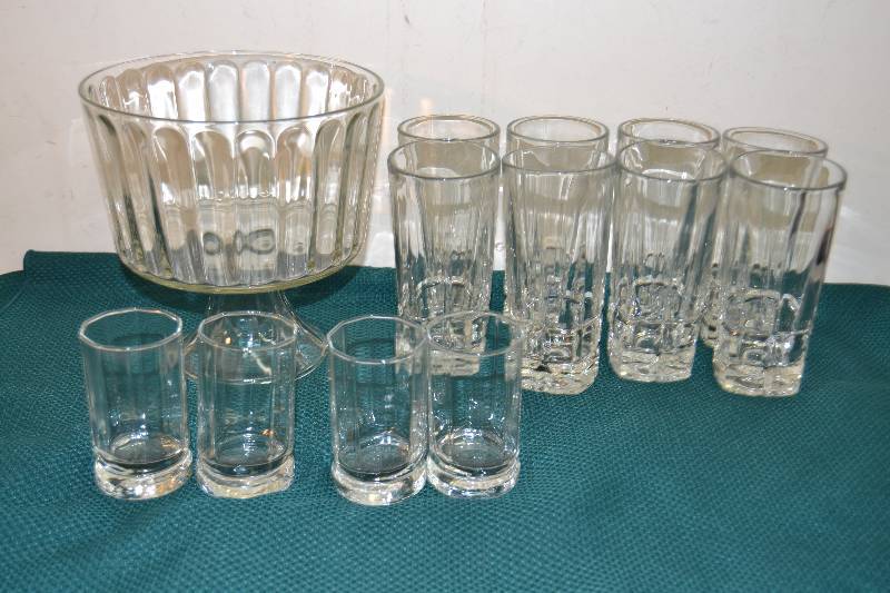 Trifle dish & glasses