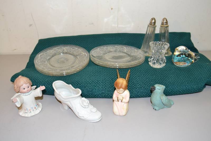 Vintage plates
