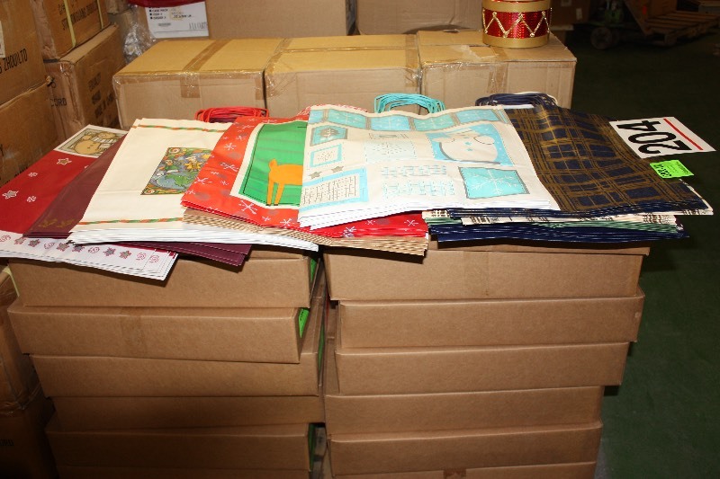 700 Jumbo size Handled Christmas Gift Bags.  14 cases of 50 assorted.